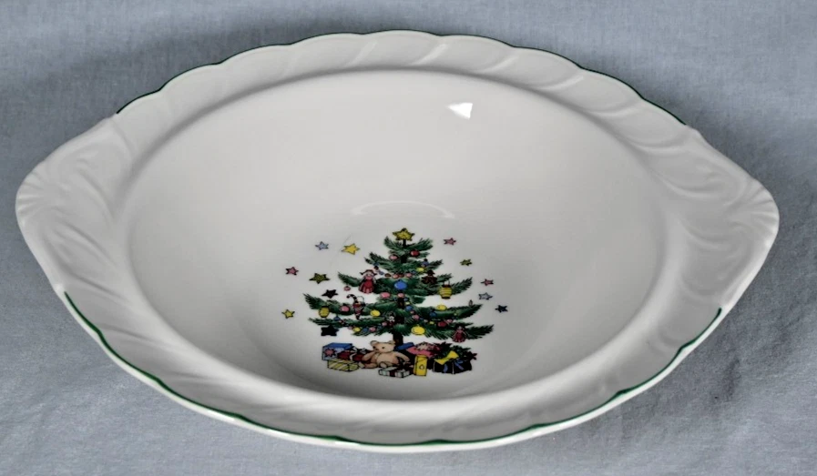 Felices Fiestas Navidad 10” x 11” Cuenco para servir verduras con asas de lengüeta Foto 3 de 4