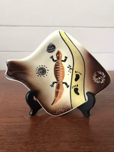Vintage Little Sydney Pottery G & M Pattinson Small Dish Aboriginal Theme