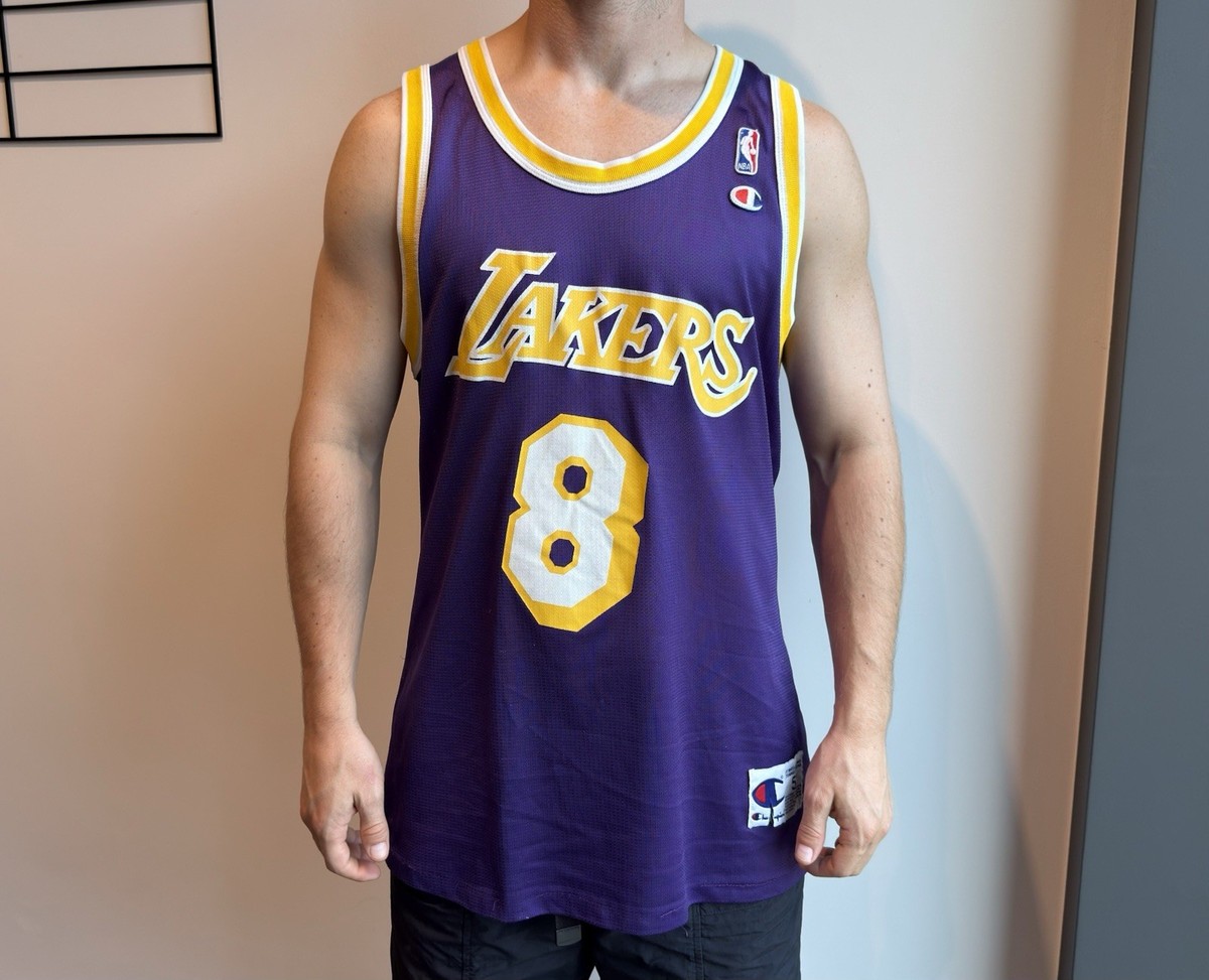 DDP Vintage 1990s Kobe Bryant #8 Los Angeles Lakers Champion