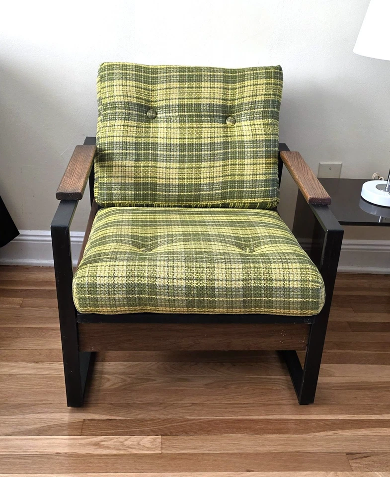 JUEGO RARO DE DOS SILLAS CON MARCO DE HIERRO DE SALÓN VINTAGE AÑOS 80 TAPICERÍA ORIGINAL-LIMPIO Foto 4 de 4