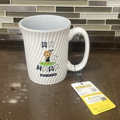 Las Vegas Raiders NFL 15oz Coffee Mug Peanuts Snoopy Themed From 2025 Brand New!