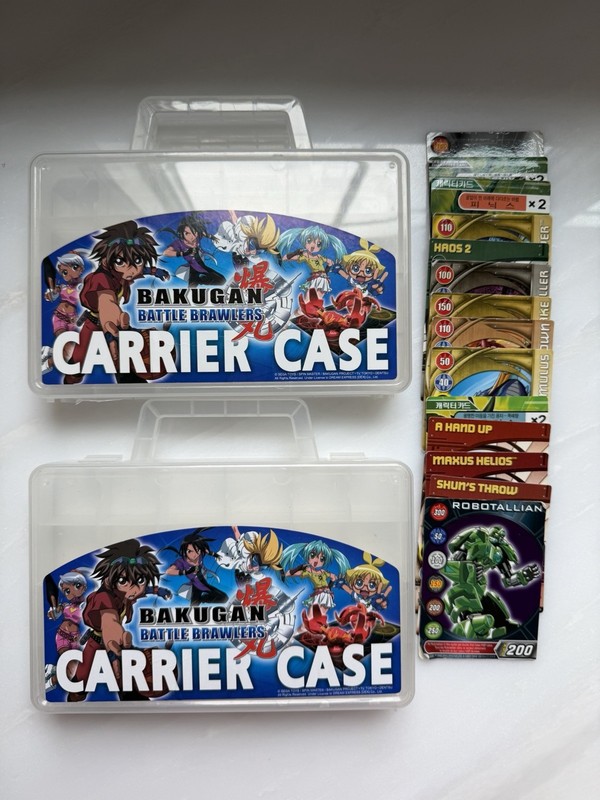 VTG Bakugan Brawlers Storage Cases with Cards 2006-2008Sega Spinmaster
