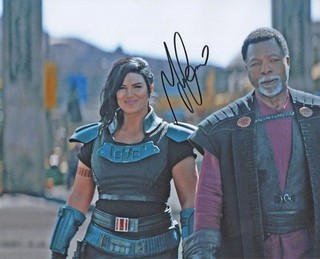 A Fantastic Genuine Autograph of Gina Carano 10x8 with COA