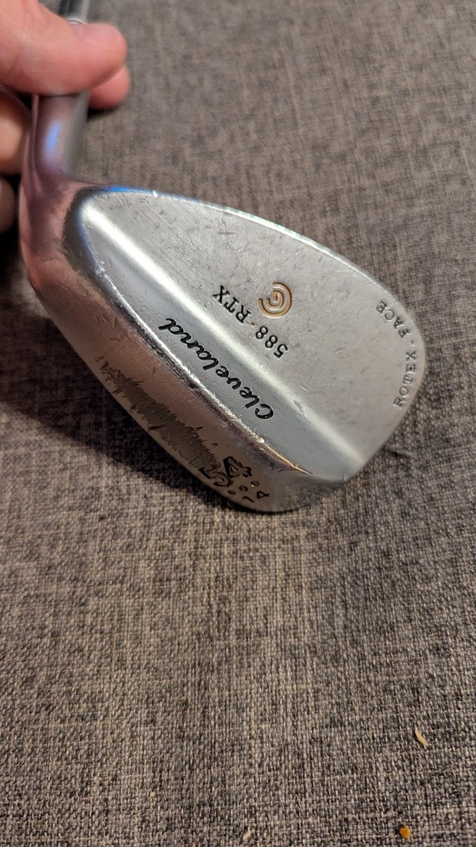 Cleveland 588 RTX Golf Wedge - 54 Degree 14 Bounce - 3 Dot Rotex