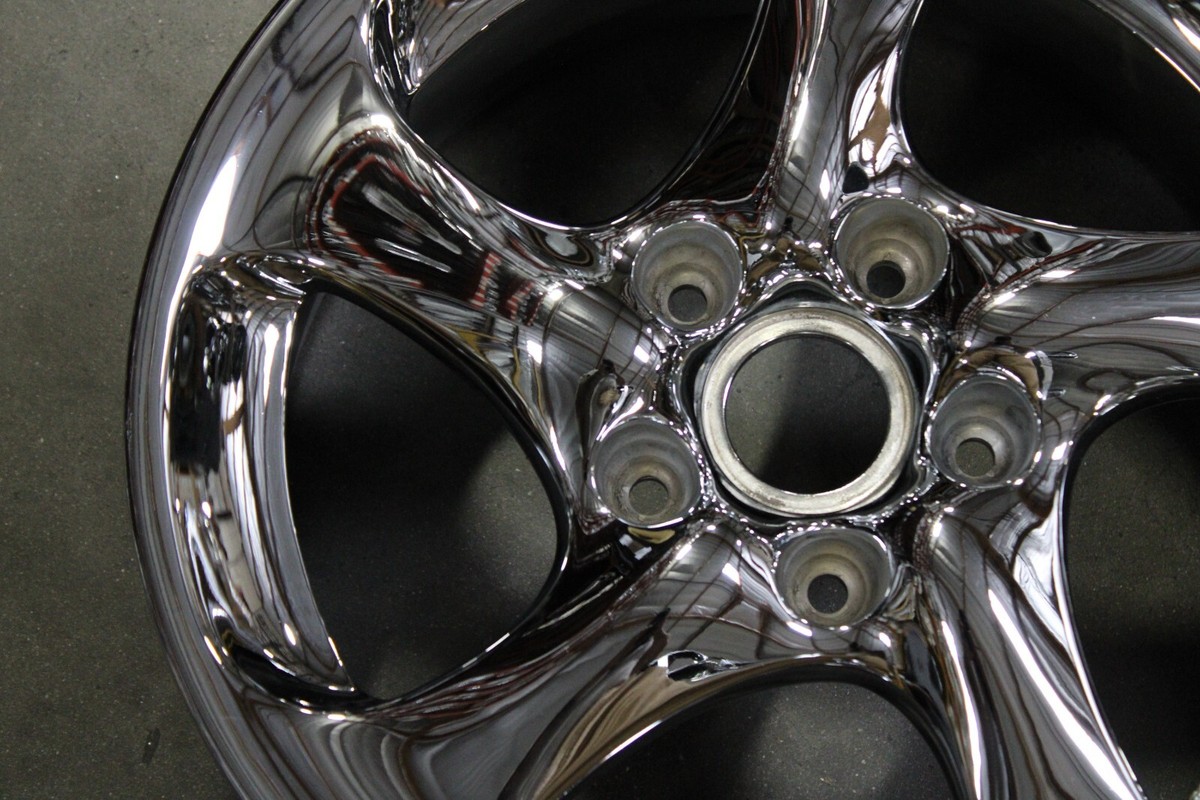 01 02 03 04 05 PORSCHE 911 18x8 18