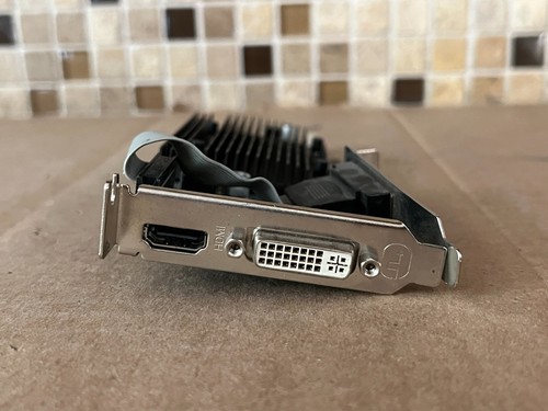 SAPPHIRE 288-6E106-102SA HD 4550 512MB HDMI DVI VGA LOW PROFILE PCIE CARD L9-3(3 - Picture 3 of 3