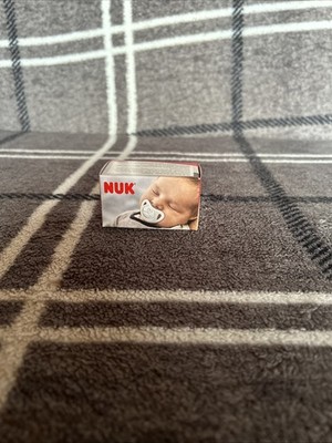 NUK Star Schnuller,1 Stück, 0-6 Monate- Neu