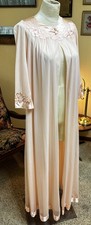VTG Peach Nightie Robe Nylon Pinup Duster Slinky Semi-Sheer Floral B36" 53"L EUC