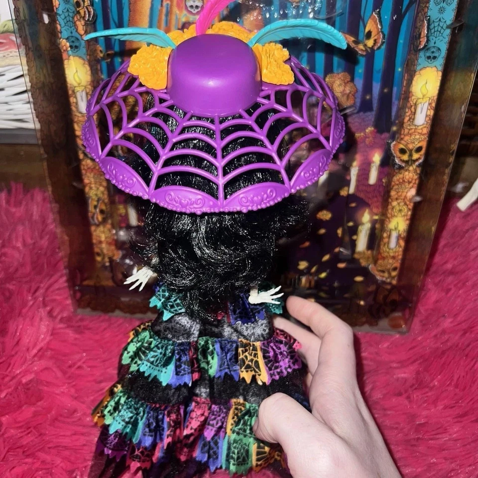 monster high howliday skelita calaveras skullector doll with box deadstock rare - Image 4 of 4