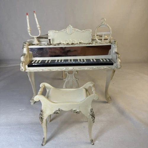 Vintage 1964 Susy Goose Barbie and Midge Wind Up Musical Piano - *READ DESC*