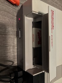 Nintendo NES System Console Bundle ￼