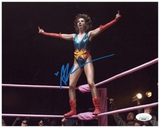 Alison Brie Signed 8x10 Photo GLOW Autographed JSA COA