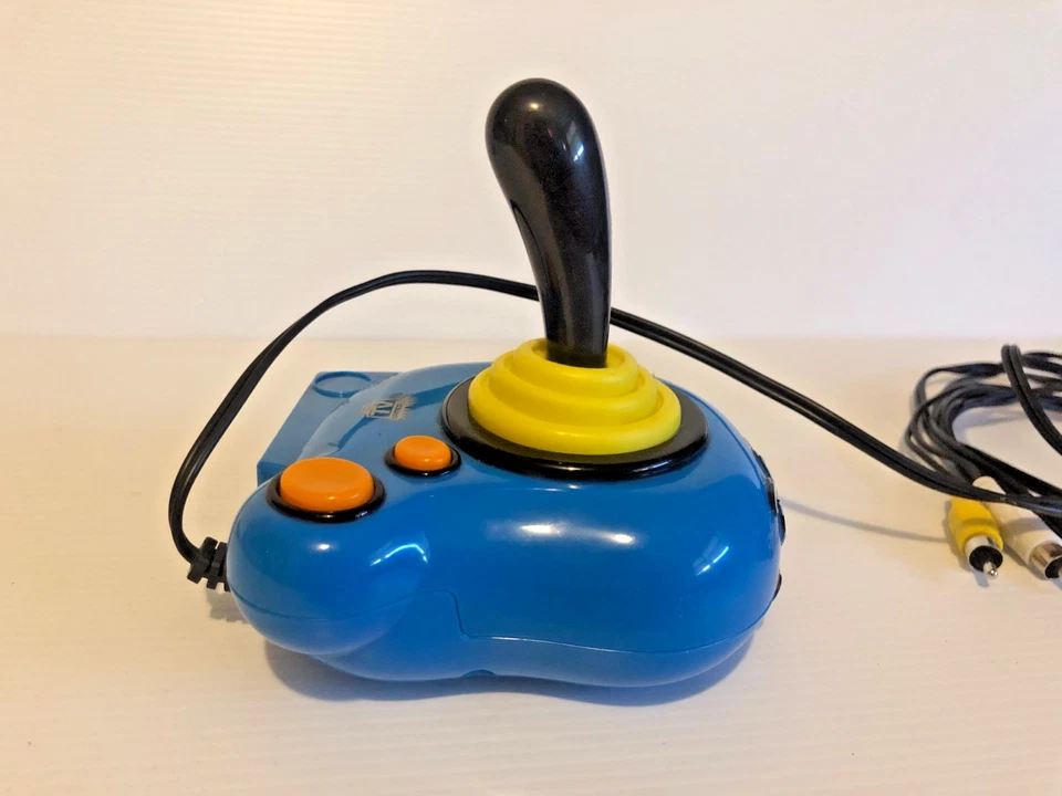 Disney 2005 Jakks Pacific Blue Plug & Play  5-in-1 TV Game 2 Addt'l Games Works - Image 4 of 4