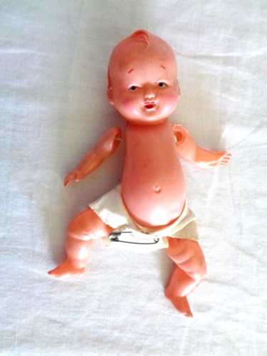 Kunststoff 5 1/2 Zoll antike Puppe in Windel mit Schnüren (#6242).