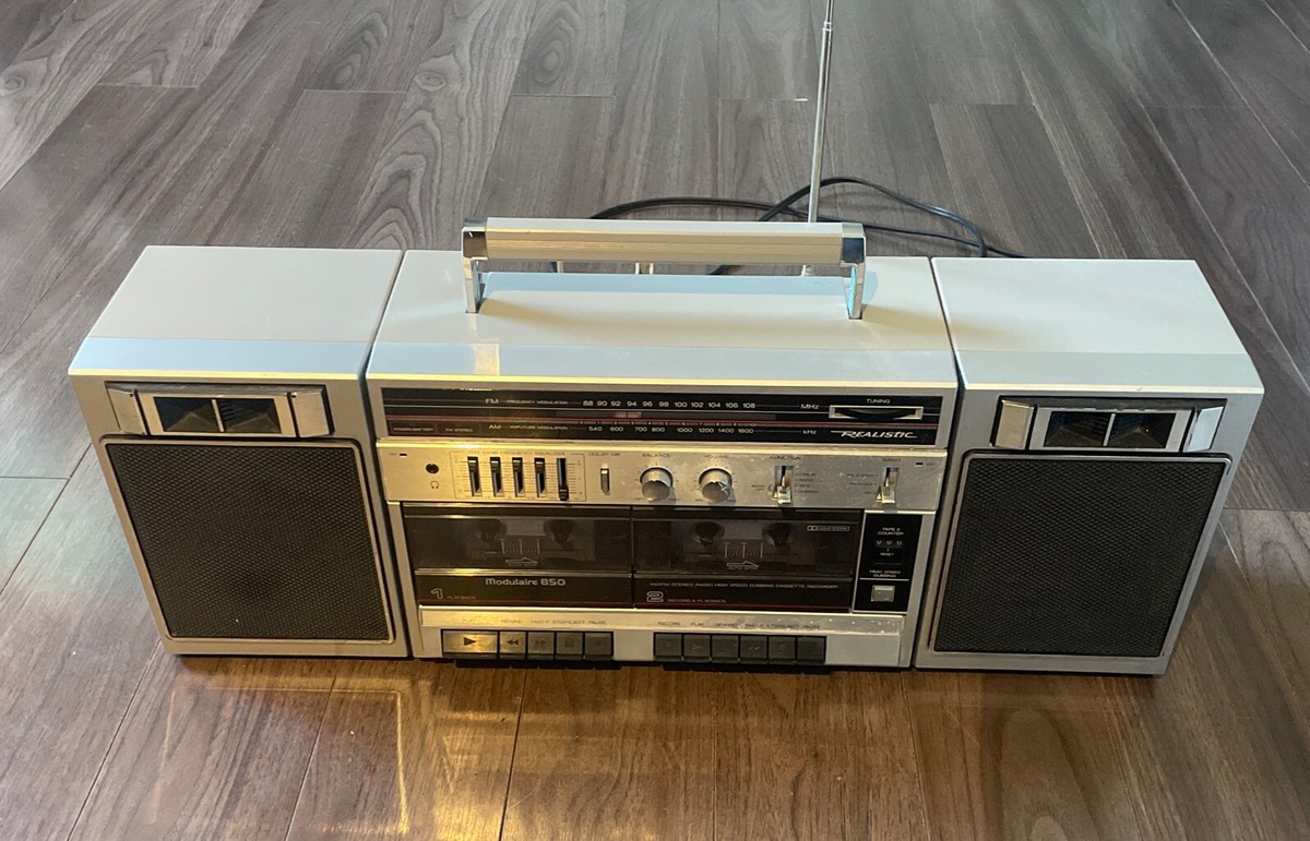 VINTAGE 1980's Realistic Modulaire 850 Boom Box Portable Radio