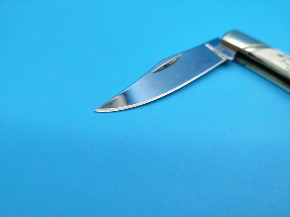 Rough Rider Etched Lighthouse Design Pocket Knife RR133 China Cattle Scrimshaw - Image 2 of 4