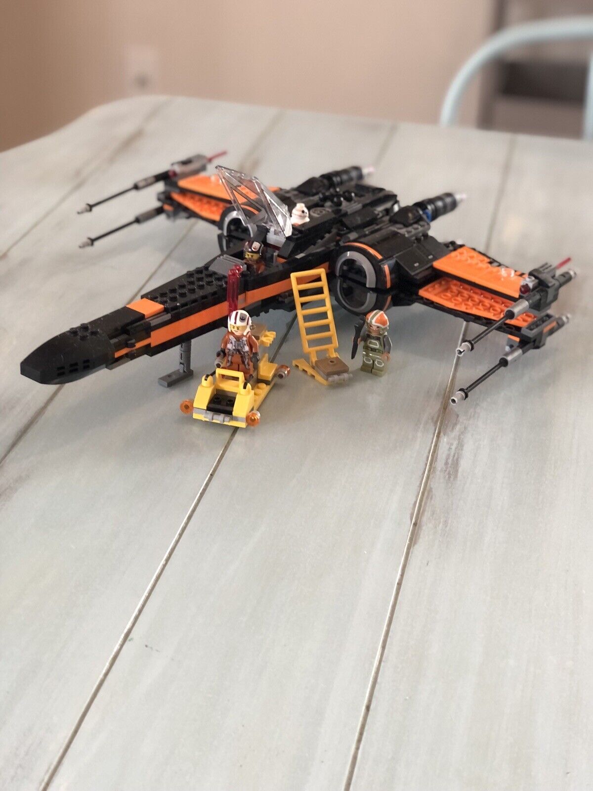 LEGO Star Wars: Poe's X-Wing Fighter (75102)