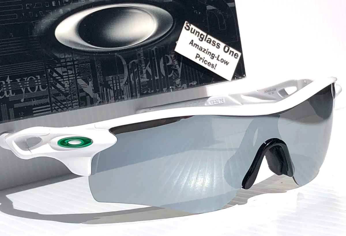 NEW Oakley RADARLOCK Shiny White POLARIZED Galaxy Silver Sunglass