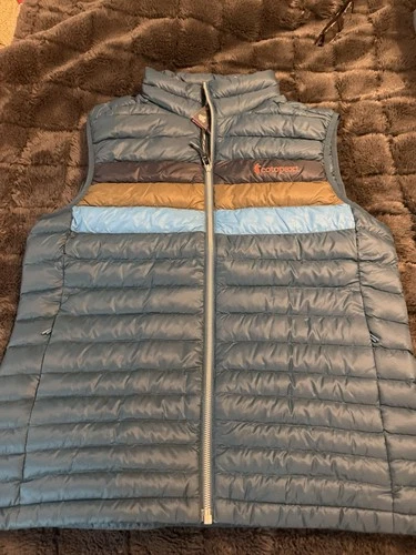 Cotopaxi Fuego Men's M 800 Fill Down Full Zip Striped Puffer Vest Blue image 6