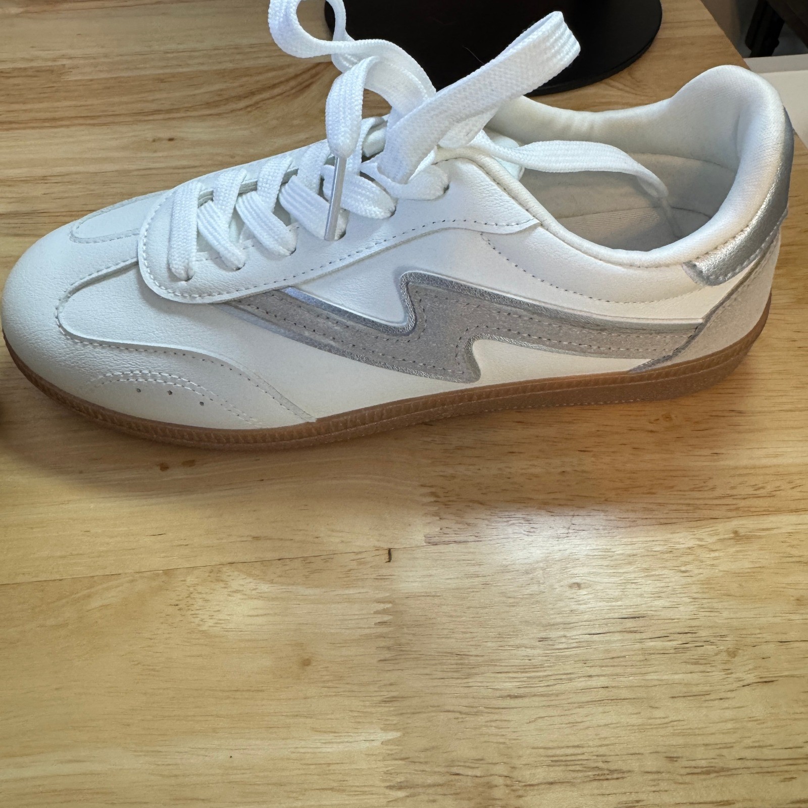 Project Cloud Irita White Silver Memory Foam Gum … - image 10