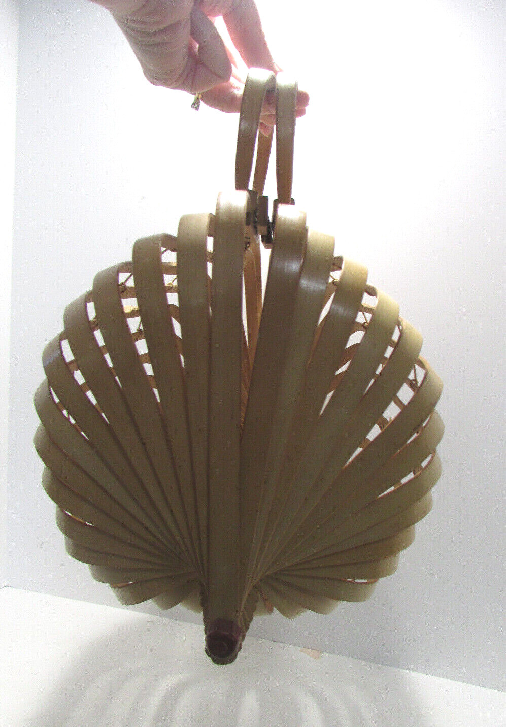 Vintage Wooden Designer Art PURSE Unique Fold-Up Round Wood Slats Hinges & Twine
