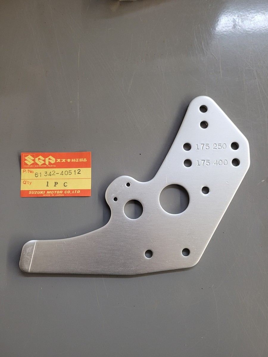 SUZUKI PE175 / PE250 / PE400 , NOS CHAIN GUIDE INNER, 61342-40512
