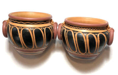 Italian Pottery Company Discontinued Etruscan Planters 2 Set Authentic Italy