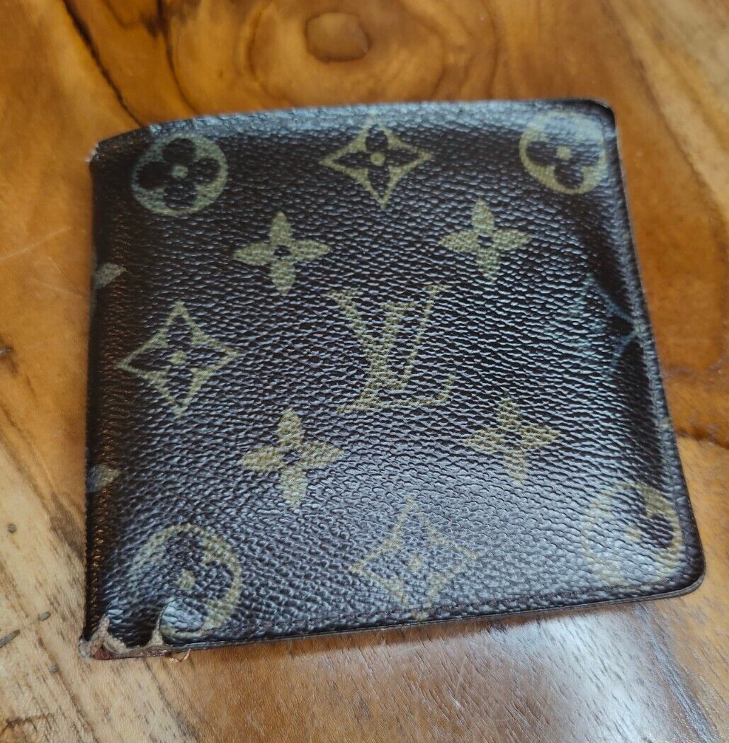 marco wallet monogram