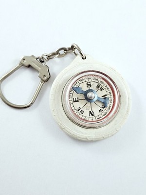 SCHLÜSSELANHÄNGER - KOMPASS - GARBOAT MARINE Cannes - NAVIGATIONSBOOTE Vintage 60er Jahre