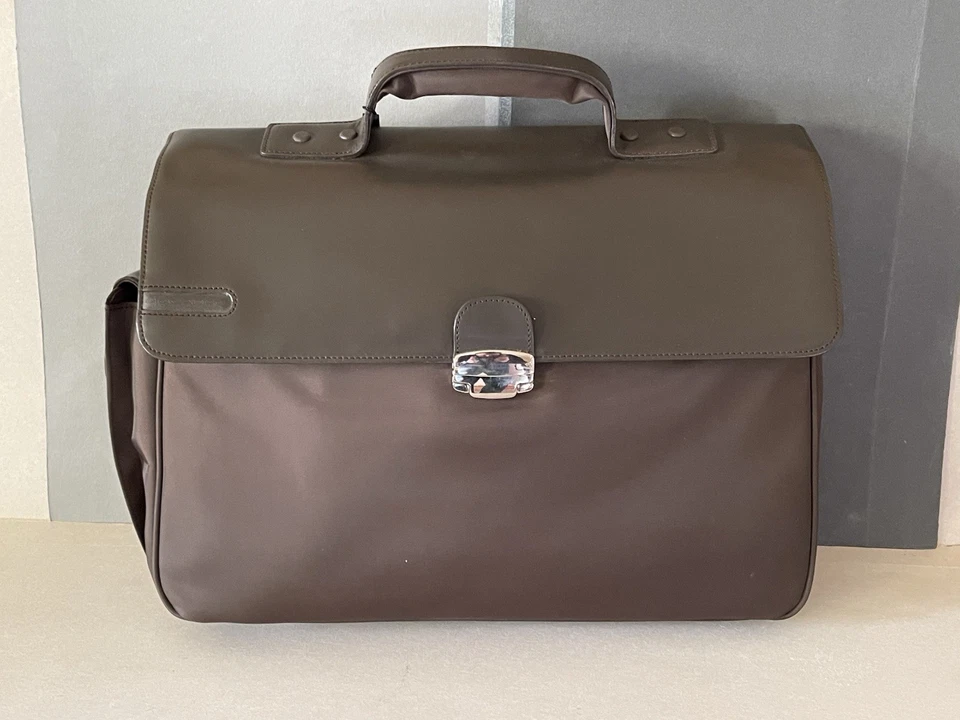 borsa cartella piquadro in pelle e tessuto tecnico marrone scuro Nuova Mai Usata - Immagine 2 di 4