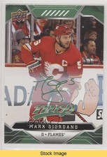 2019-20 Upper Deck MVP Green Script Mark Giordano #39 READ 0hc9