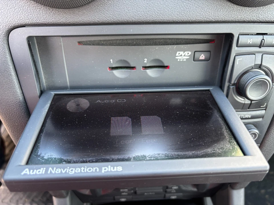 AUDI A3 8P MONITOR BILDSCHIRM MULTIMEDIA NAVIGATION PLUS DVD RNS-E CODE DABEI - Bild 4 von 4