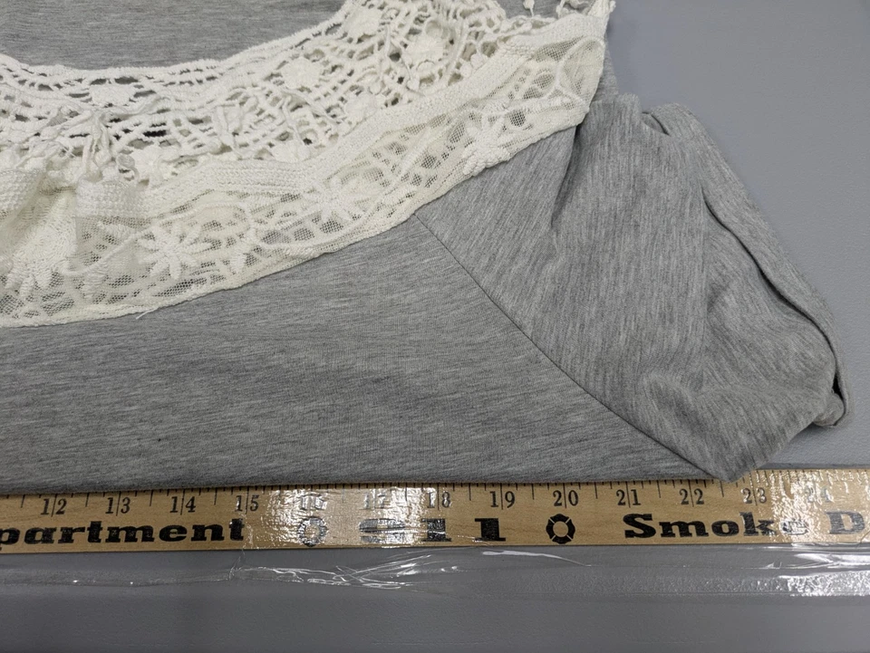 Crochet Lace Yoke Top Women's XXL Cottagecore Bohemian Fairycore - Image 4 of 4