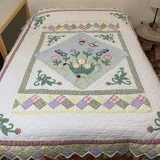 Vintage JCP Quilt Patchwork Twin Multi 3D Appliques Girls Floral Butterflies