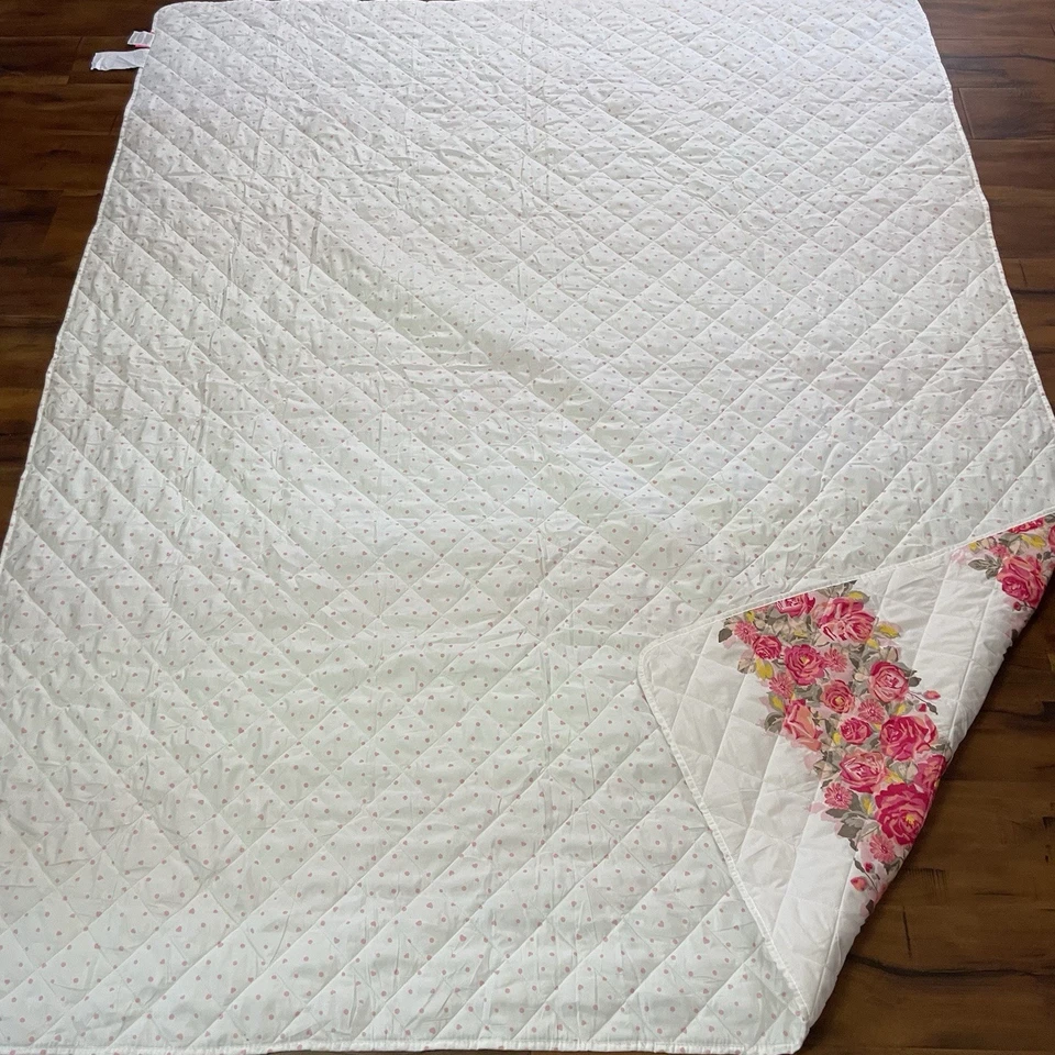 Betsey Johnson Reversible Comforter Twin Size Pink Floral Stripe Hearts Quilted - Image 3 of 4