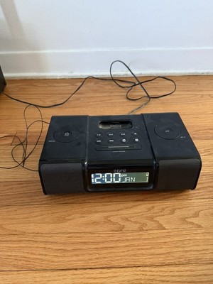 iHome iP9 iPod Docking Station w/AM/FM Alarm Clock