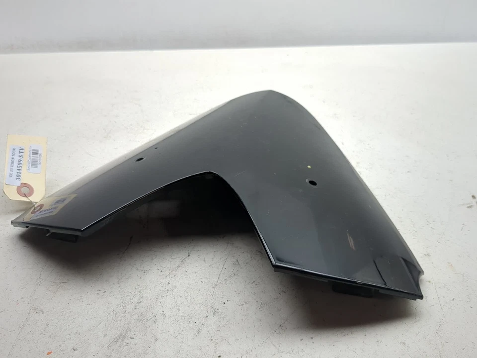 08-15 Victory Vision Tour Airbox Intake Panel Cover Fairing 5436418 - Image 4 of 4