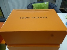 Schachtenl von Louis Vuitton 2 Stück beide h...