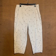 CASUAL CORNER Capri Pants Beige Floral Embroidered 14 Cottage Coquette Granny