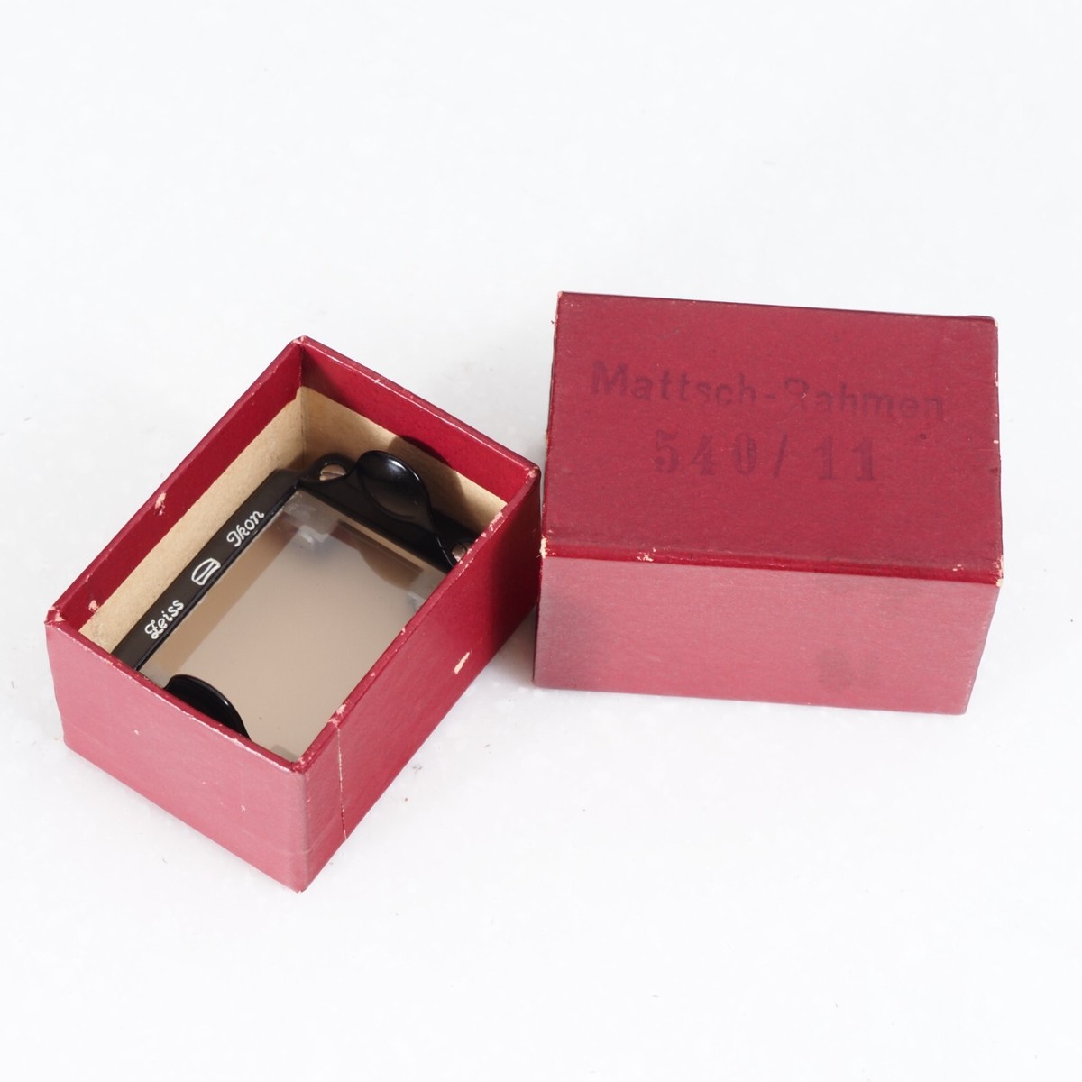 ZEISS IKONプレートバックアダプター用スクリーン 540/11 G976 Zeiss Ikon Ground Glass Screen for Plate Back Adapter 540/11 w