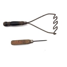 VINTAGE KITCHEN UTENSILS - Potato Masher & Ic...