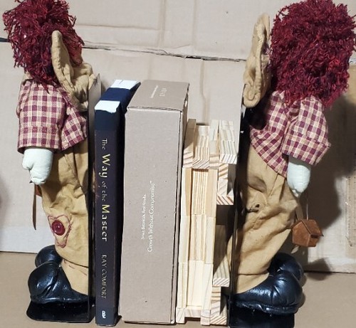Eine Reihe seltener zerlumpter Puppenstil ""Sharin-a-little-bit"" Buchstützen Dekor rotes Haar - Bild 13 von 24