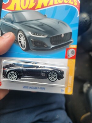 Hot Wheels 2022 Super Treasure Hunt - 2020 Jaguar F Type Carded