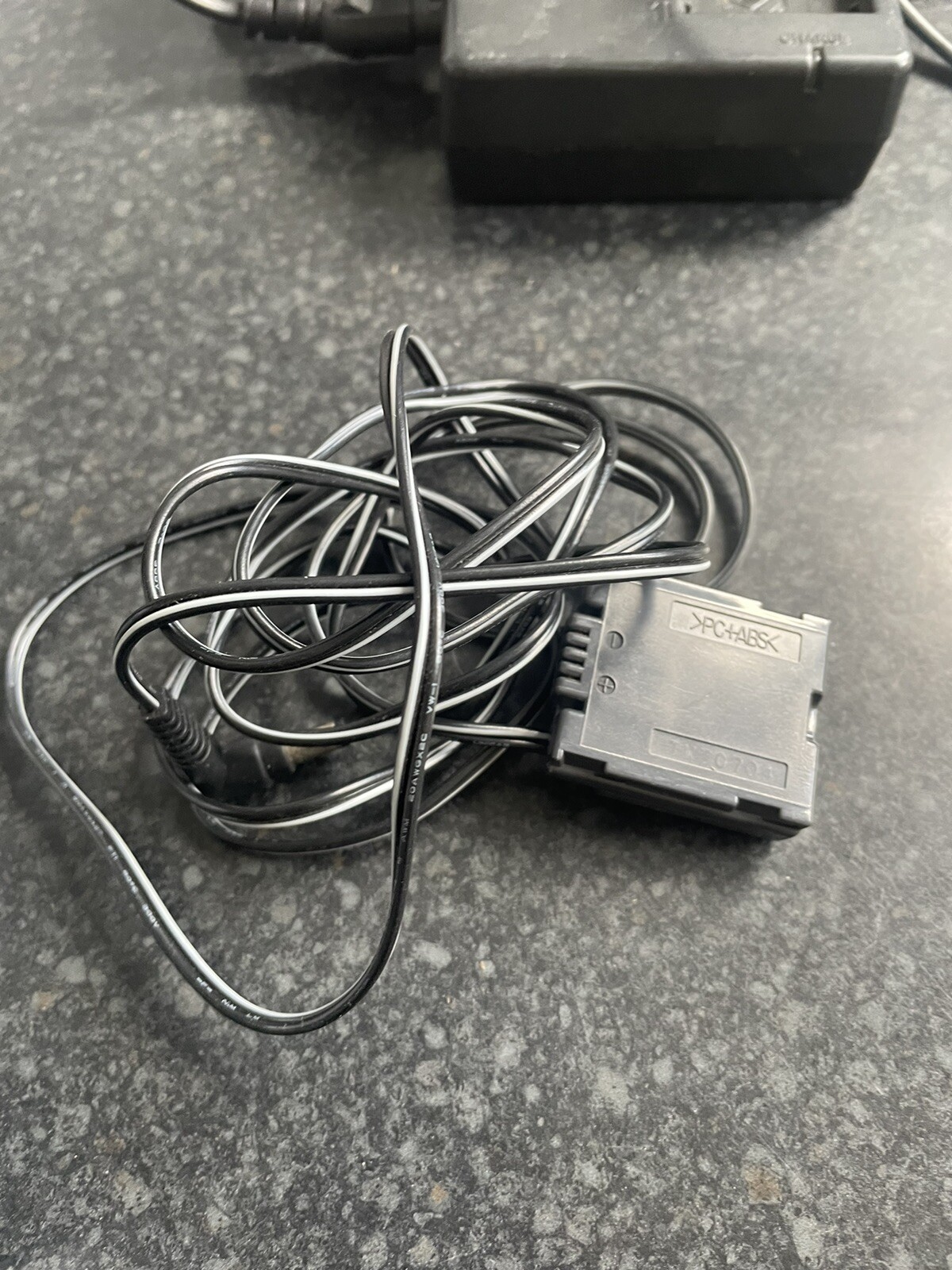 HITACHI dvd camcorder Dzhs300e/with Original Box, Manual And Chargers