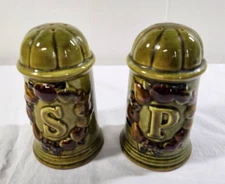 Vintage Los Angeles California Pottery Salt Pepper Shaker Set Large green 1970s