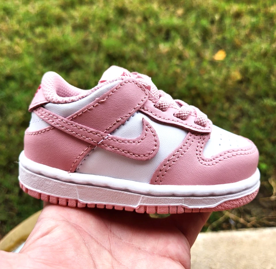 Nike Dunk Low "Granada" Niñas TOTALMENTE NUEVAS Niño Pequeño 5C Foto 3 de 4