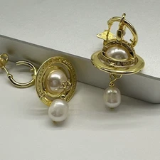 Vivienne Westwood Drop Orb White Pearl Dangle Earrings Pierce Gold Pre-owned