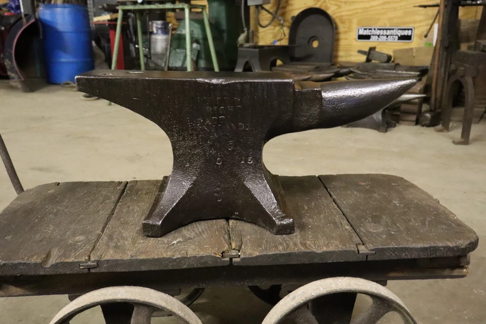 1916 EXCELLENT 125 lb. PETER WRIGHT BLACKSMITH ANVIL NO RESERVE - Image 3 of 4