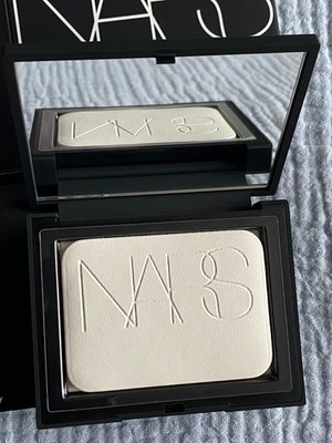 NARS Light Reflecting Setting Powder Pressed Transflucent Crystal 10g - Unsichtbar