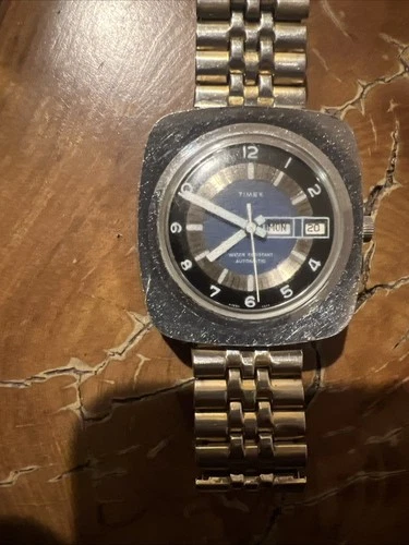 Rare Vintage 1970s Timex Day Date Stainless Steel Watch Running And Keeping Time